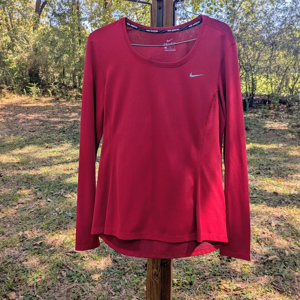 EUC Nike Running Longsleeve Shirt Dri Fit